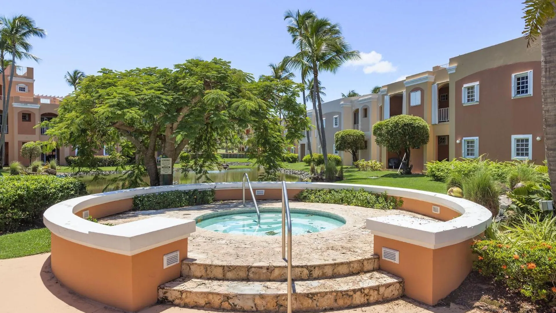 Tropical Suite For Two Humacao